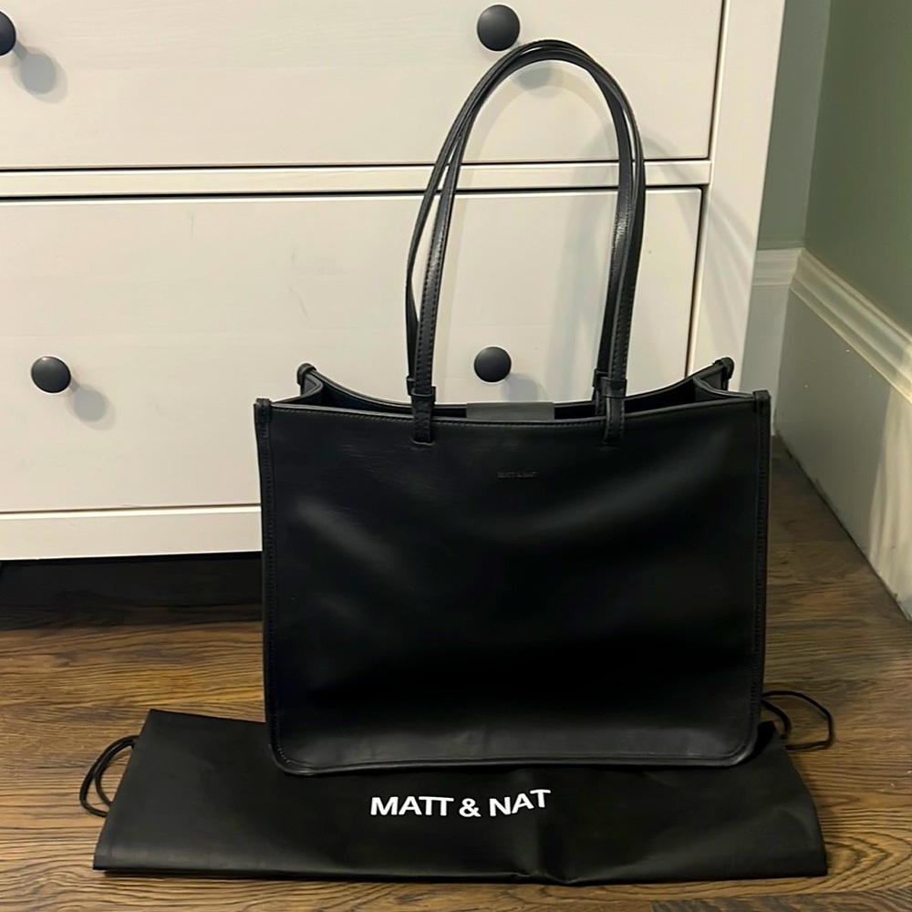 Matt & Nat Vegan Leather Black Tote